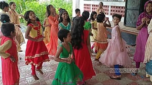 গোপালগঞ্জে নাচ-গান ও উৎসবে কাটল এতিম শিশুদের ঈদ