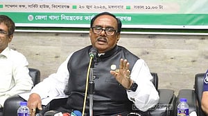বোরোর বাম্পার ফলন হয়েছে, চাল আমদানি করতে হবে না: খাদ্যমন্ত্রী