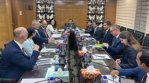শ্রমিক নেতা শহিদুল হত্যার সুষ্ঠু তদন্ত চাইল মার্কিন প্রতিনিধি দল