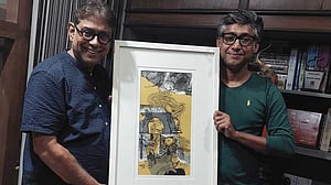 আফজাল হোসেনের উপহার পেয়ে আপ্লুত রওনক