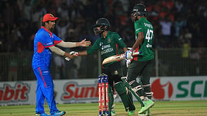 শেষ ওভারের হ্যাটট্রিক নাটকের পর বাংলাদেশের জয়োৎসব