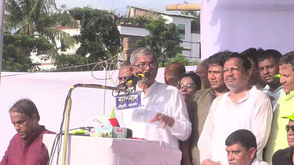 পদত্যাগ করে সরকারকে ‘ভালো ছেলে’ হতে বললেন ফখরুল