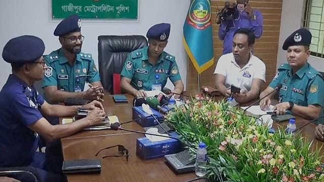 গাজীপুরে শ্রমিক নেতা শহীদুল হত্যা মামলার ৩ আসামি গ্রেপ্তার