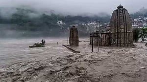 বৃষ্টি-বন্যায় উত্তরপশ্চিম ভারতে মৃত্যু বেড়ে ১৪৮