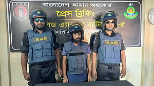 জয়পুরহাটে ১৬ বছর পালিয়ে থাকা ফাঁসির আসামি গ্রেপ্তার