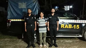 টেকনাফে ৬০ হাজার ইয়াবা উদ্ধার, আটক এক ‘মাদক কারবারি’