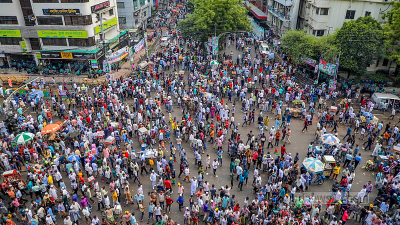 ঢাকার নয়া পল্টনে শুক্রবার বিএনপির সমাবেশের কারণে কাকরাইল এলাকায় চলেনি কোনো যানবাহন।