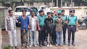 ছিনতাইয়ে বাধা দেওয়ায় মনিরুজ্জামানকে ছুরিকাঘাত: পুলিশ