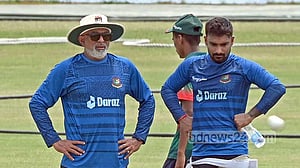 ‘পেশাদারিত্ব’ দিয়ে হোয়াইটওয়াশ এড়ানোর আশায় বাংলাদেশ
