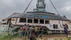 বুড়িগঙ্গায় ওয়াটার বাসডুবির ঘটনায় ৬ জন গ্রেপ্তার
