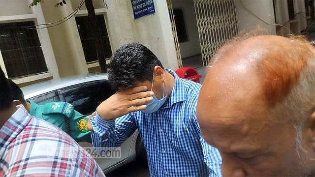 দুর্নীতির দায়ে ওসি ফিরোজ ও স্ত্রীর সাজা
