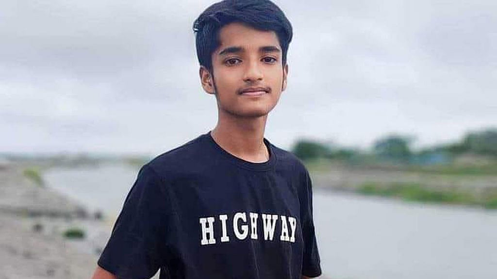 সাতক্ষীরায় পিটুনিতে ছাত্রের মৃত্য: হত্যা মামলায় গ্রেপ্তার ৪ শিক্ষক
