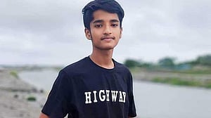সাতক্ষীরায় পিটুনিতে ছাত্রের মৃত্য: হত্যা মামলায় গ্রেপ্তার ৪ শিক্ষক
