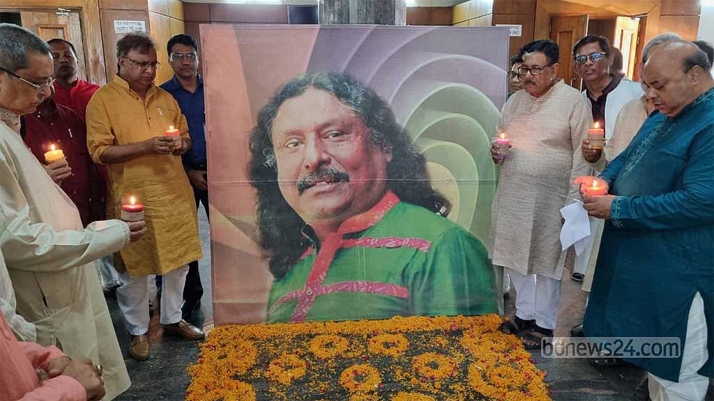 ফকির আলমগীরকে স্বাধীনতা পুরস্কার দেওয়ার দাবি
