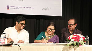 ঢাবির থিয়েটারের শিক্ষার্থীদের জন্য ‘আলী যাকের গবেষণা অনুদান’