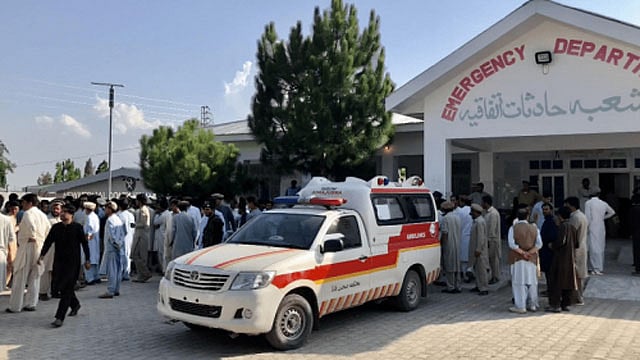 পাকিস্তানের কুররামে দুই গোষ্ঠীর মধ্যে সংঘর্ষে নিহত ১১, সেনা তলব