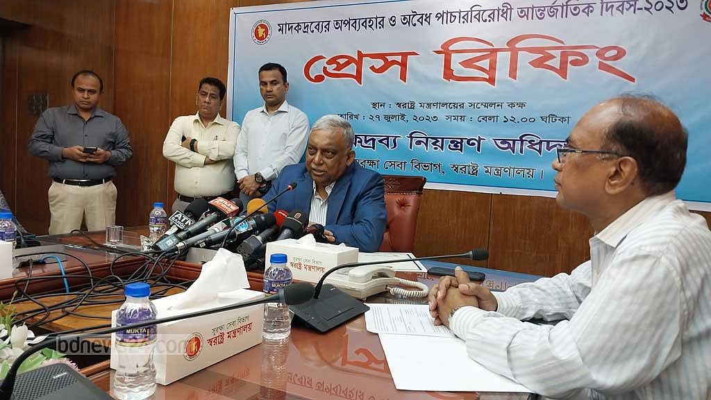 সমাবেশ: দুই দলের শর্ত হবে একই, জানালেন স্বরাষ্ট্রমন্ত্রী
