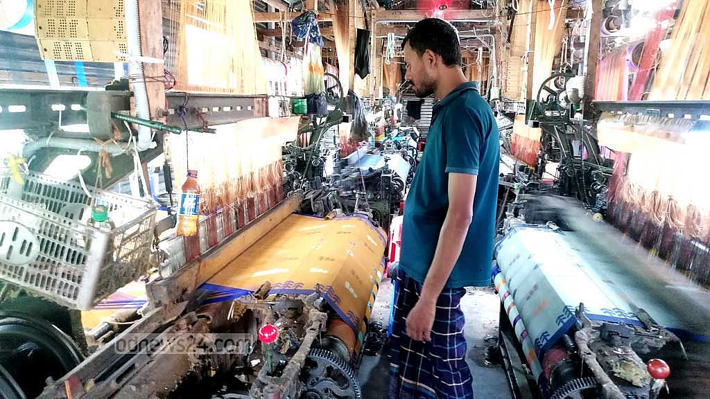 লোডশেডিংয়ে বিপদে টাঙ্গাইলের তাঁত শিল্প, ঋণ পরিশোধই চ্যালেঞ্জ
