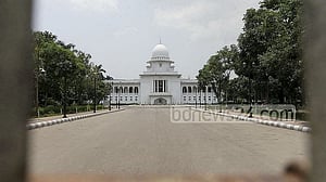 ঢাকা-৪: আওলাদের শপথের বাধা কাটল