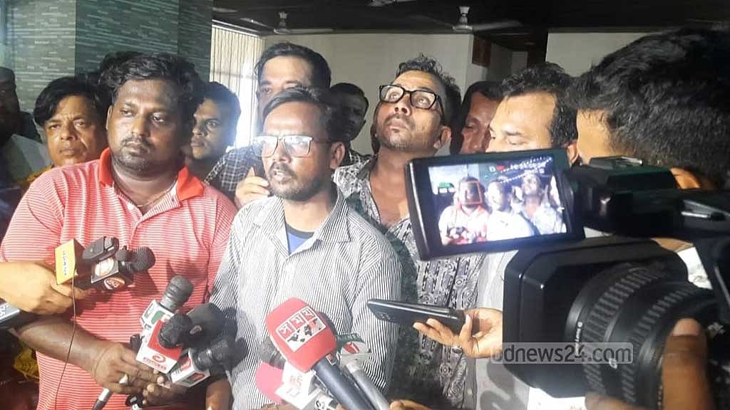 ডিএমপি কমিশনার ‘স্যারের’ লজ্জা থাকলে এ কথা বলত না: হিরো আলম