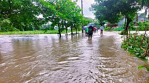 সুনামগঞ্জে বৃষ্টি কমেছে, সুরমা বিপৎসীমার উপরে
