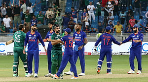 ভারত সফরের ছাড়পত্র চেয়ে পাকিস্তান সরকারকে পিসিবির চিঠি