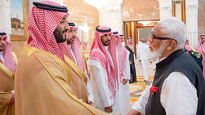 বাংলাদেশ সফরের আগ্রহ সৌদি যুবরাজের