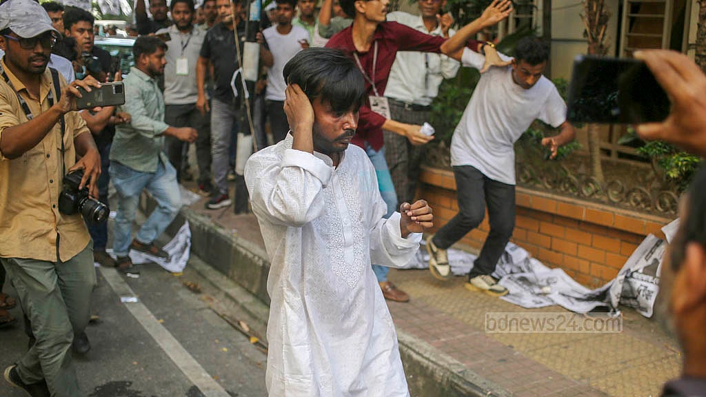 হিরো আলমের ওপর হামলা: ধরা পড়া নতুন দুজন ৩ দিনের রিমান্ডে