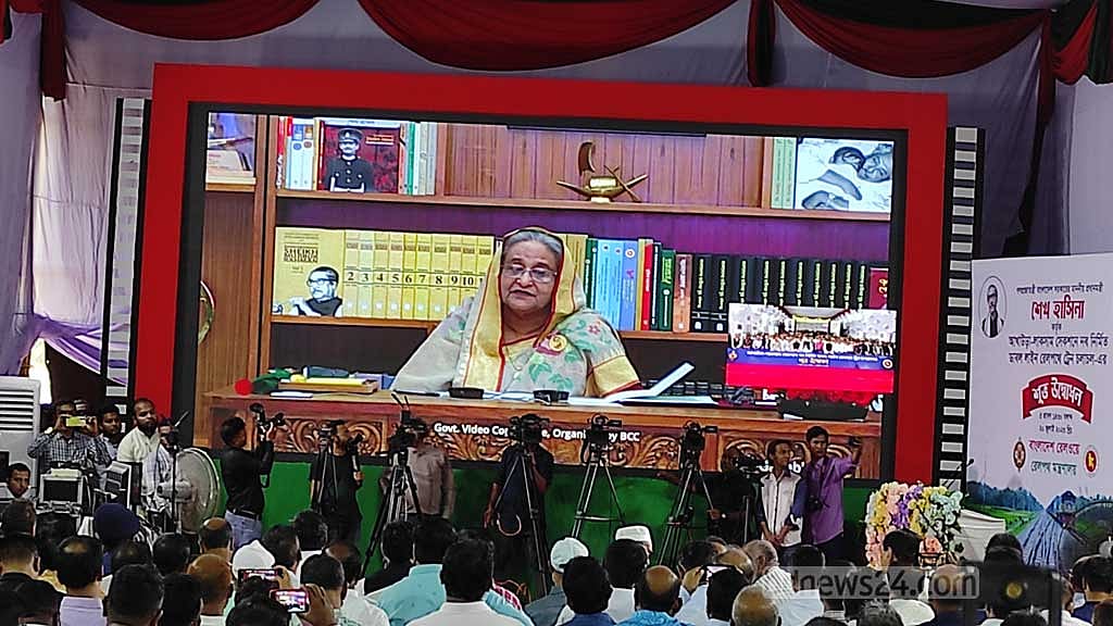 বিএনপি জামায়াত ধ্বংস করতে জানে, সৃষ্টি করতে জানে না: প্রধানমন্ত্রী