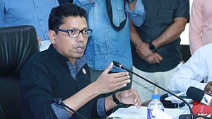 তথ্য ফাঁস: কাউকে দায়ী করেনি তদন্ত কমিটি