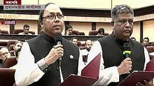 শপথ নিলেন রাজশাহী ও সিলেটের মেয়র