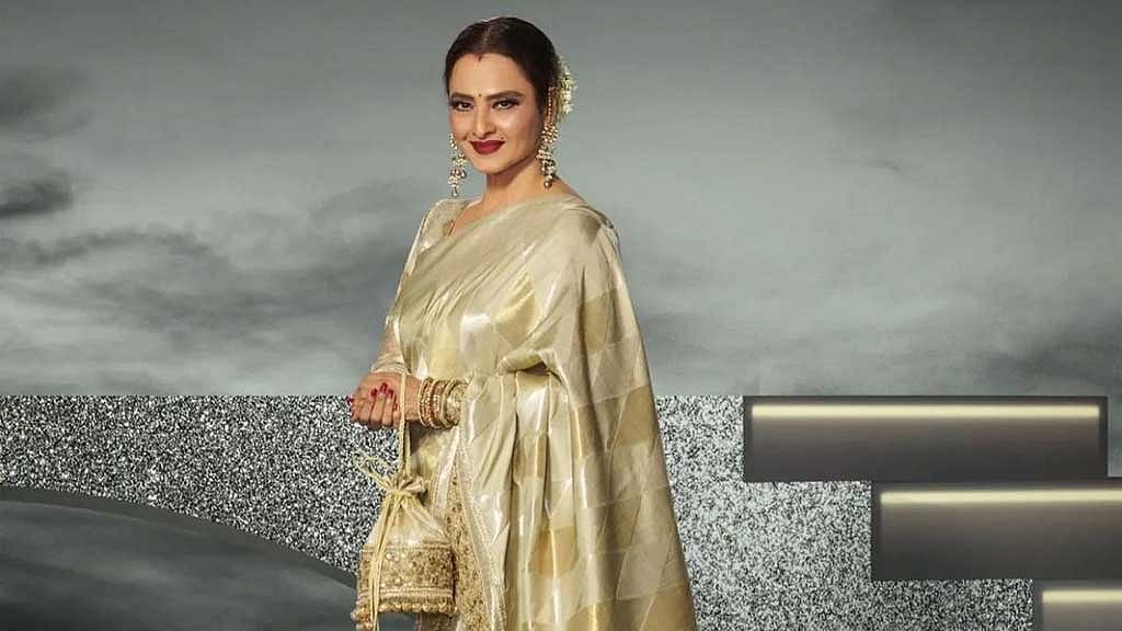 সময় হলে কাজই আমাকে খুঁজে নেবে: রেখা
