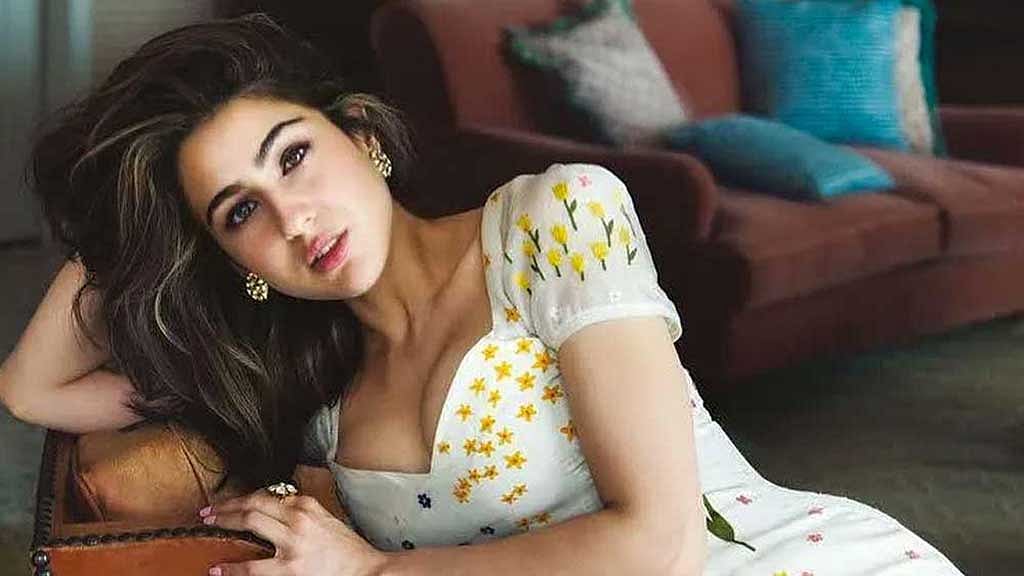 পাপারাজ্জিদের চুপ করতে বললেন সারা