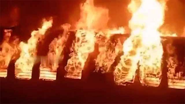 তামিল নাড়ুতে ট্রেনের কামরায় আগুন লেগে নিহত ১০, আহত ২০