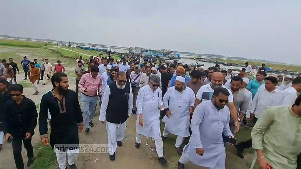 পদ্মা সেতুর পাশে নির্মিত হবে বঙ্গবন্ধুর স্ট্যাচু