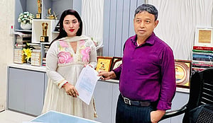 ডিবি কার্যালয়ে অপু বিশ্বাস: খাবার খেলেন, অভিযোগও দিলেন