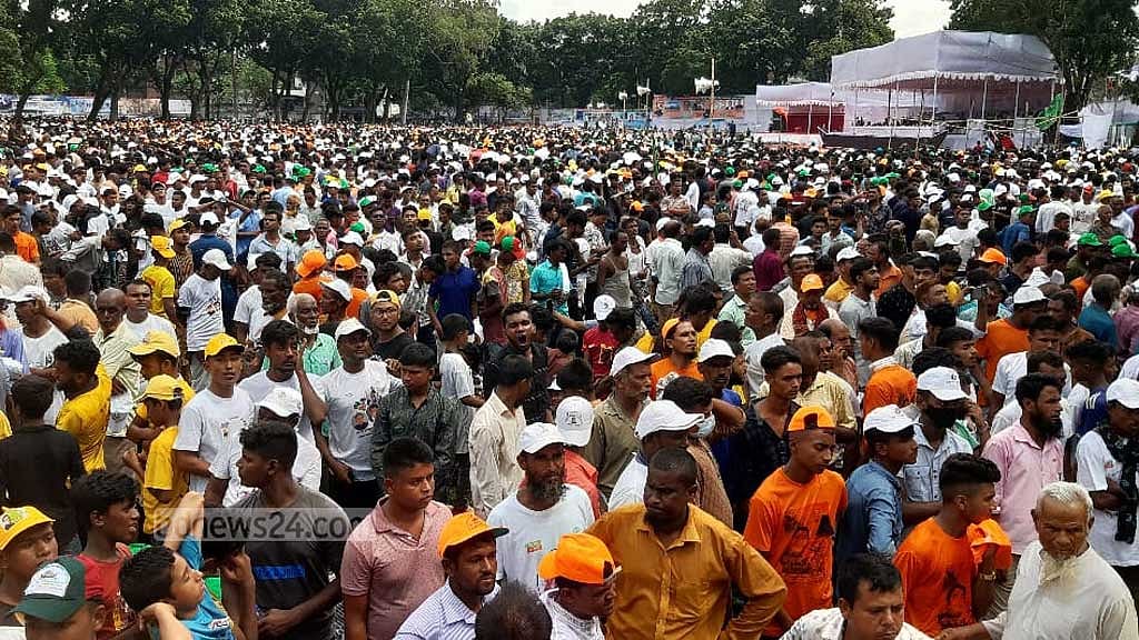 প্রধানমন্ত্রী রংপুরে, মহাসমাবেশের কার্যক্রম শুরু