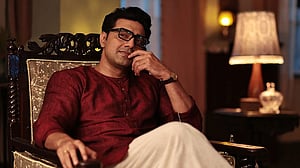 মন্দিরে ছবি তুলে তোপের মুখে দেব