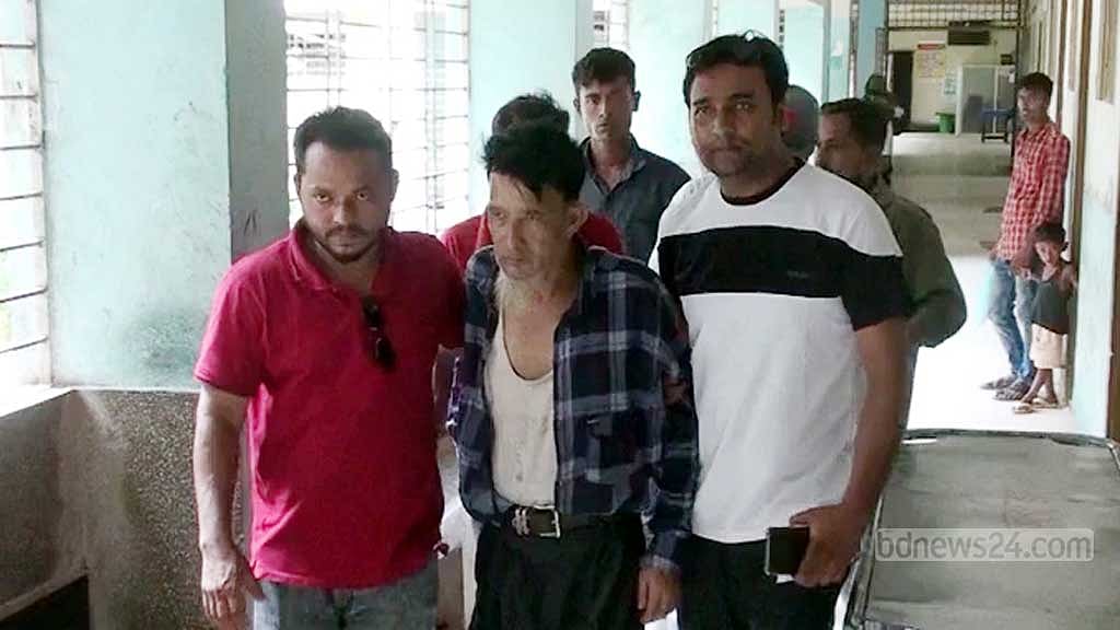 হবিগঞ্জে সংবাদ সংগ্রহে গিয়ে রেল কর্মচারীদের নির্যাতনের শিকার সাংবাদিক