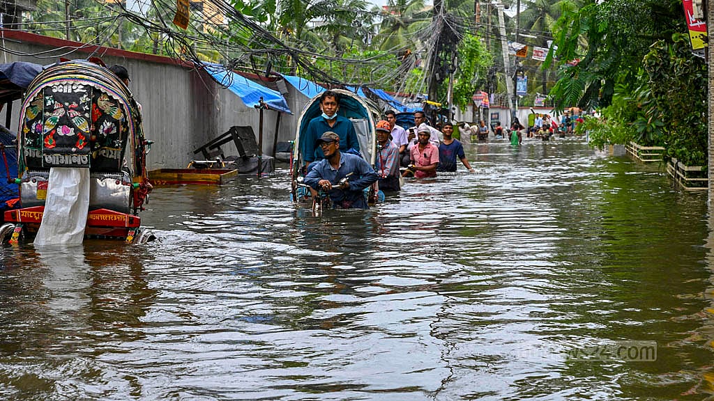 হাতি-ঘোড়া গেল তল, চট্টগ্রাম বলে কত জল