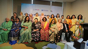 নারী প্রার্থীদের নির্বাচনী ব্যয় সরকার থেকে দেওয়ার সুপারিশ