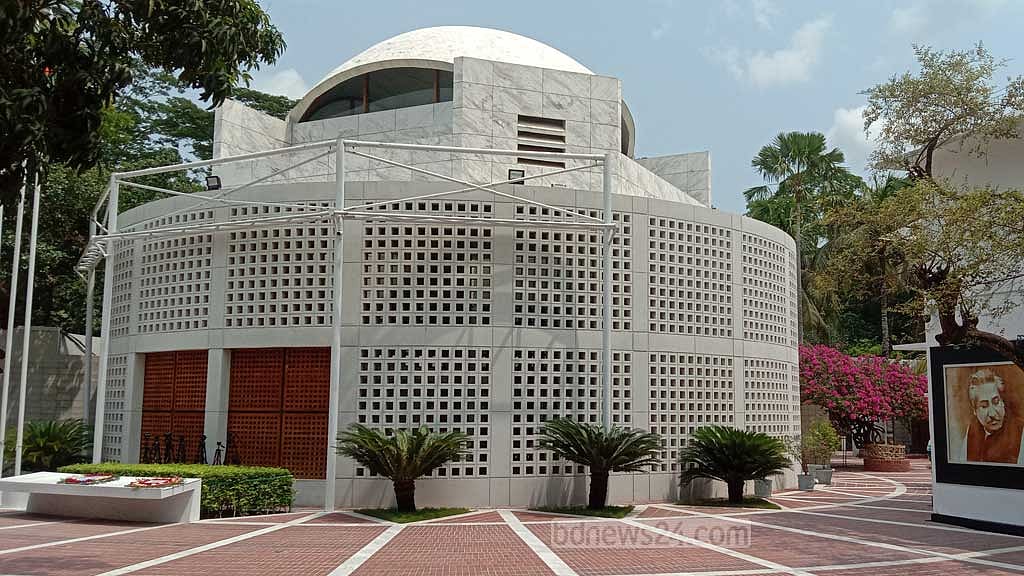 গোপালগঞ্জে ছয়দিন লাইসেন্সধারীদের অস্ত্র বহন-প্রদর্শনে নিষেধাজ্ঞা