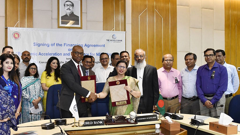 গ্রামের যুবকদের প্রশিক্ষণে ৩০ কোটি ডলার দিচ্ছে বিশ্ব ব্যাংক