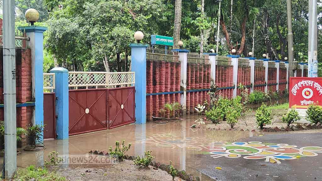 কুড়িগ্রামে ভারি বৃষ্টিতে তলিয়েছে ফসল, বন্যার শঙ্কা