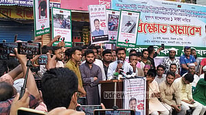 সভা-সমাবেশ করতে আর পুলিশের অনুমতি নেব না: নুর
