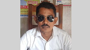 মাদারীপুরে চারতলা ভবন থেকে পড়ে আওয়ামী লীগ নেতার মৃত্যু