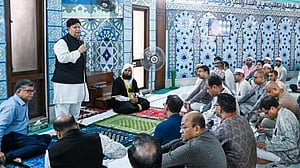 ক্ষুদ্র জীবনে অনেককিছু দিয়ে গেছেন শেখ কামাল: মোমেন
