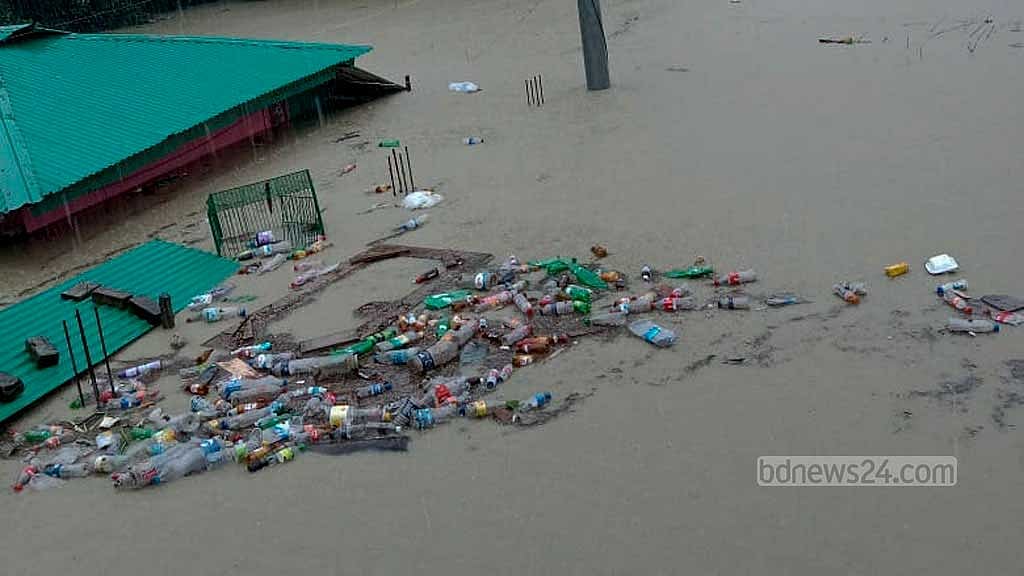 বৃষ্টি-ঢল: চট্টগ্রামের ৪ জেলায় দুদিন শিক্ষা প্রতিষ্ঠান বন্ধ