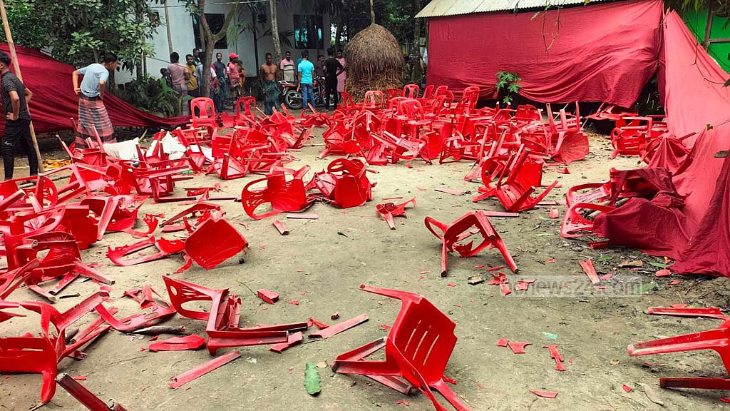 কুমিল্লায় বিএনপির সভায় আওয়ামী লীগের হামলার অভিযোগ, আহত ২০