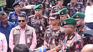 নির্বাচন ঘিরে সীমান্ত দিয়ে আসা অবৈধ অস্ত্র ঠেকাতে সতর্ক বিজিবি: ডিজি